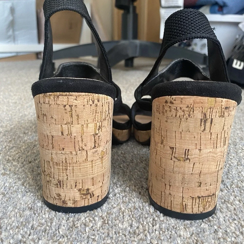 Torrid Platform Chunky Cork Heeled Sandals Size 8.5WW Black Strappy Open Toe